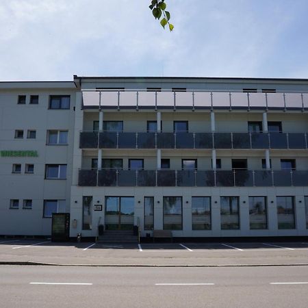 Hotel Wiesental Naehe Friedrichshafen Meckenbeuren Esterno foto