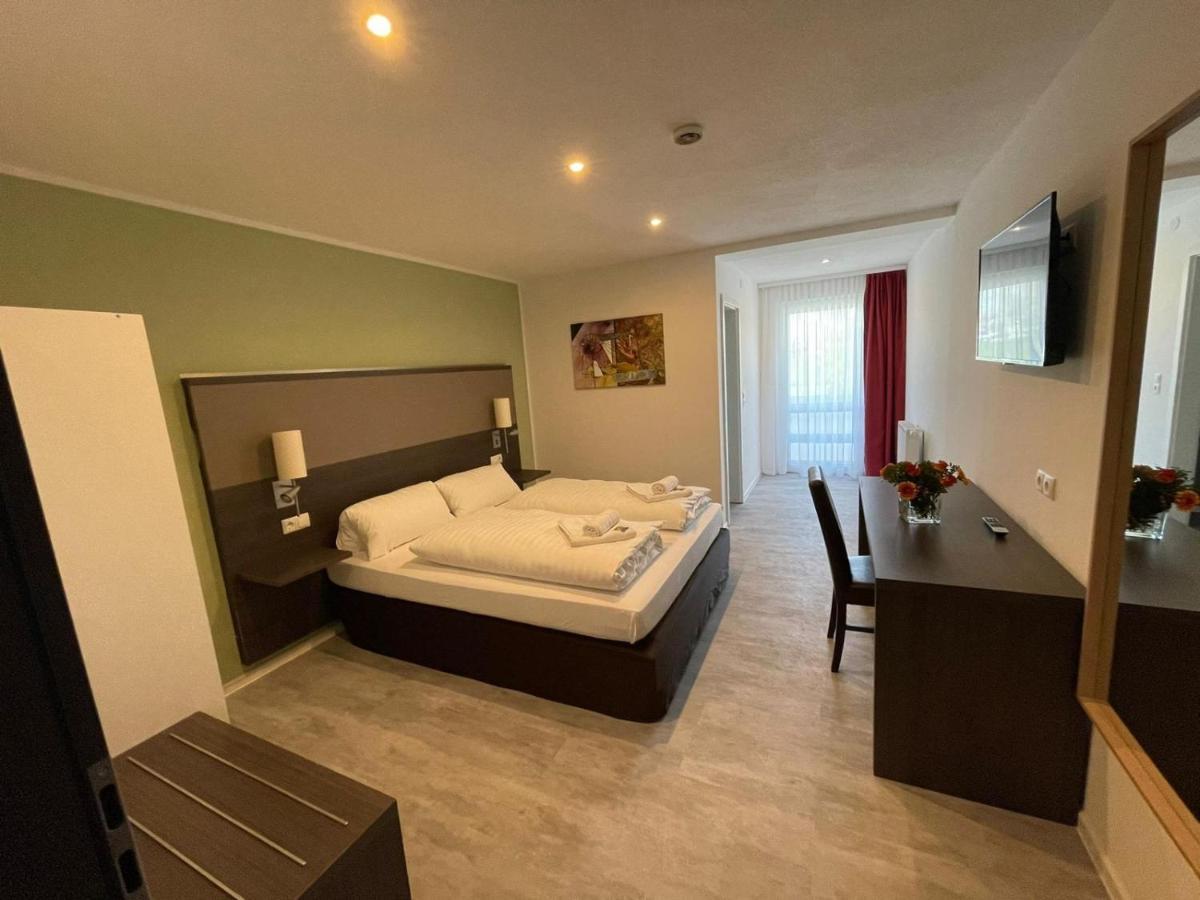 Hotel Wiesental Naehe Friedrichshafen Meckenbeuren Esterno foto