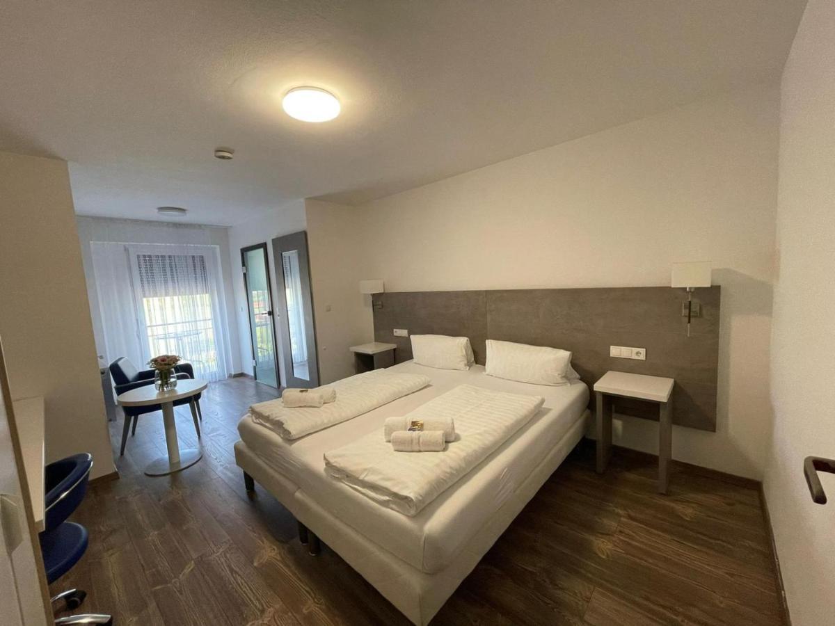 Hotel Wiesental Naehe Friedrichshafen Meckenbeuren Esterno foto