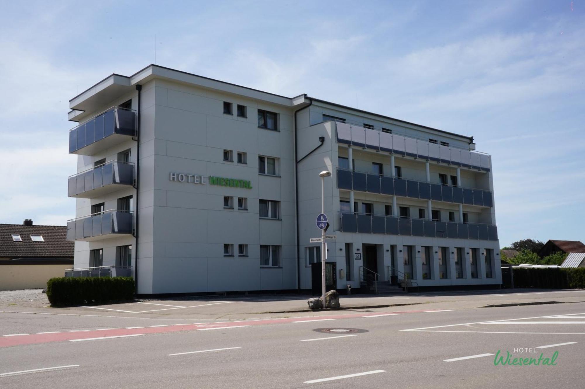 Hotel Wiesental Naehe Friedrichshafen Meckenbeuren Esterno foto